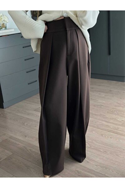 Tugen Co بنطلون بني مطوي على شكل بالون