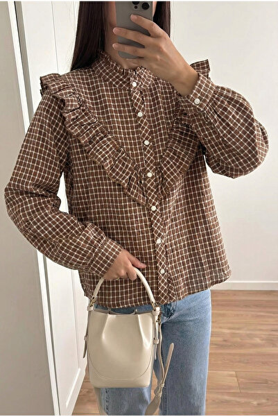FEMELLE Γυναικείο πουκάμισο από βαμβακερό ριγέ καφέ ψηλός λαιμός με βολάν