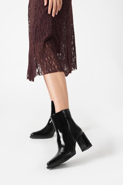 Bestyle Ludo Women's Black Genuine Patent Leather Heeled Boots