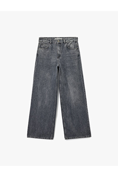 Koton Comfortable Fit Straight Leg Pocketed Washable Jeans - Loose Straight Fit Jeans