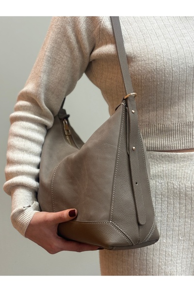 MaVaux Moka 100% Genuine Leather Stylish Detailed Shoulder Bag