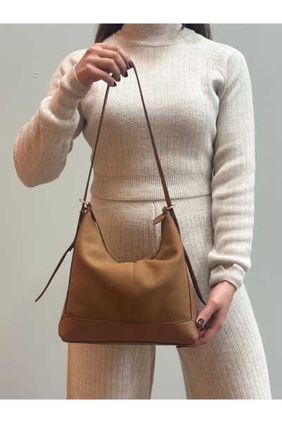 MaVaux Moka 100% Genuine Leather Stylish Detailed Shoulder Bag