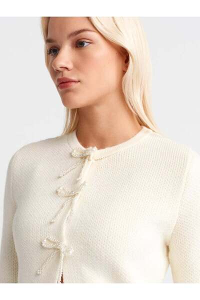 Qu Style Pearl Bow Knitwear