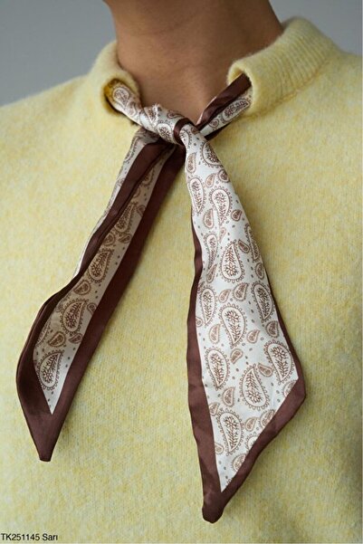 Qu Style Κοντομάνικο πουλόβερ με κασκόλ