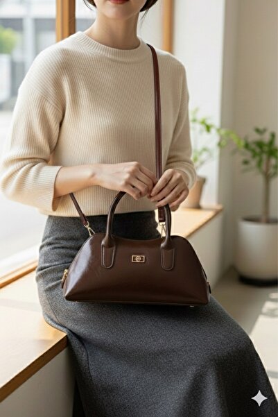 mossi Bitter Brown Wrinkled Patent Leather Women's Hand and Shoulder Bag Elegant, Stylish and High-Quality