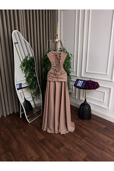 Generic Original Dior Beirut evening gown - luxurious taffeta with embroidery and corset - elegant classic design