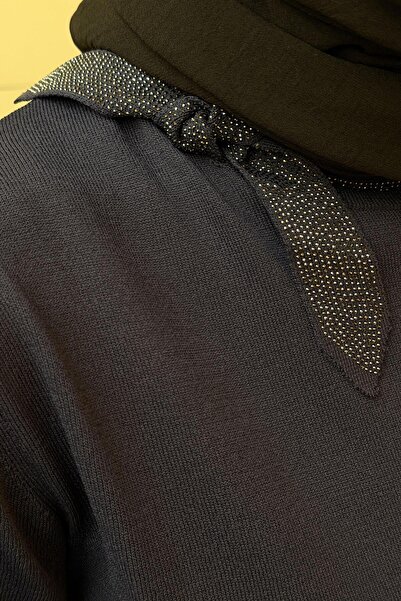 Ghisa Knitwear Tunic with Bow and Stone on the Collar