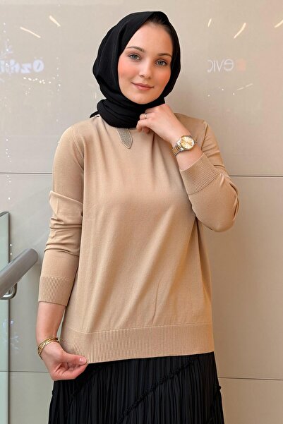 Ghisa Knitwear Tunic with Bow and Stone on the Collar