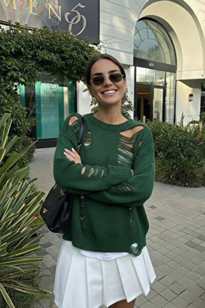 oshebu Women's Crew Neck Detailed Knitwear Sweater