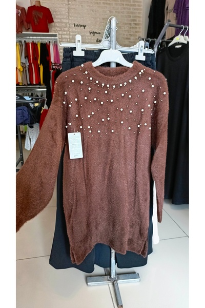 Butik Kadın Taş detaylı triko tunik kazak