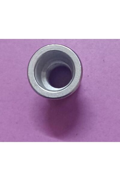 A4 RIVERTING NUT 8MM