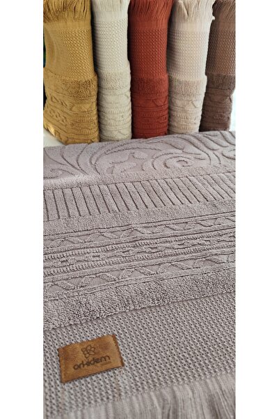 A.Z.H. (مجموعة من 6) سلسلة أفانجارد لحاف الزفاف من الجاكار 50×90 سم. منشفة يد ووجه منقوشة بنسيج بوكلي