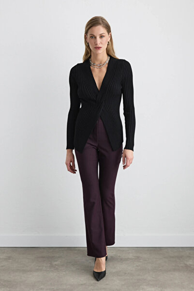 Gusto Bluză din tricot din viscoză cu detaliu cu nod - Negru