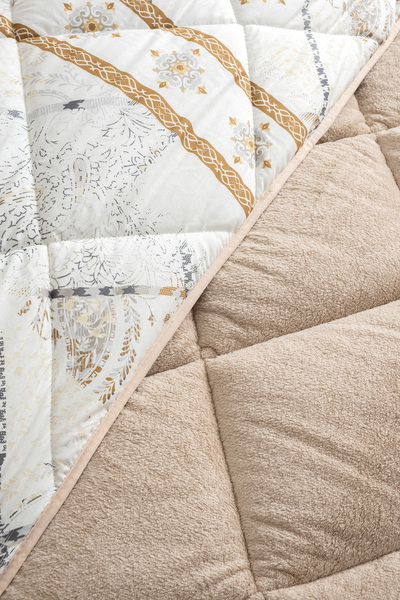 Formeya Veluna King Size Luxury Wellsoft Quilt Double-Sided - Quilt Set with 2 Pillowcases 215X235 cm