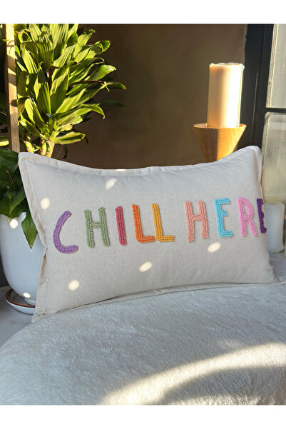 Galia Tasarım غطاء وسادة كتان ملون - شعار 'Chill Here' - متعدد الألوان