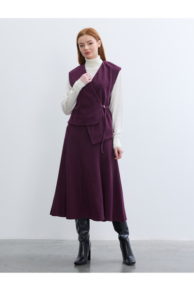 BGN workshop Cotton Karisim Asymmetric Cut Knitted Vest