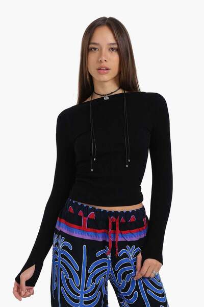 CARINA بلوزة مايكروفيبر بدون درزات و بدون ظهر