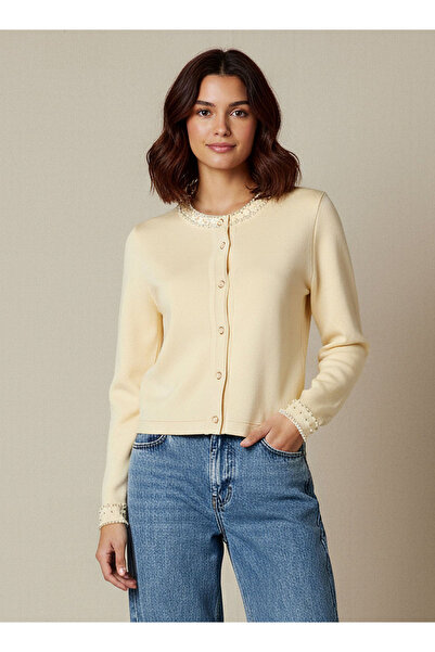 2Xtremz كارديجان مزين باللؤلؤ برقبة دائرية