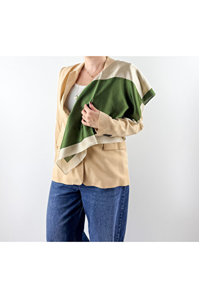 Modaonna وشاح من الساتان الأخضر الكريمي بطباعة خاصة