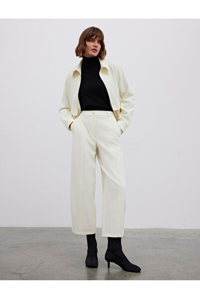 BGN workshop Metal Zipper Closure Straight Cut Jacket with Bag Pocket