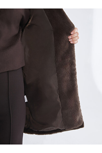 LC Waikiki Γυναικείο γούνινο παλτό με γιακά σε καφέ χρώμα