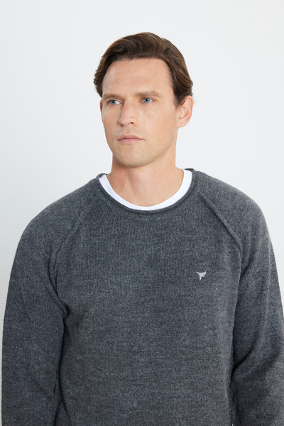 AC&Co / Altınyıldız Classics Πλεκτό πουλόβερ με μαλακή υφή επένδυση fleece με κανονική εφαρμογή και κορδόνι πουλόβερ