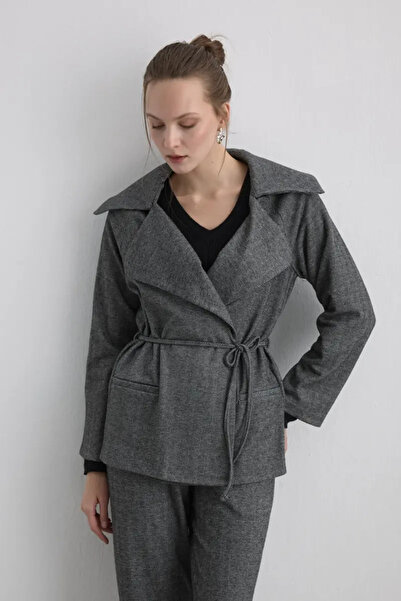 Gusto Beli Lace-Up Herringbone Jacket - Gray