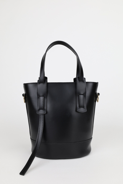 NOTHING Kadın Siyah Uzun Deri Detaylı Fermuar Kapamalı Kova El ve Omuz Çantası
