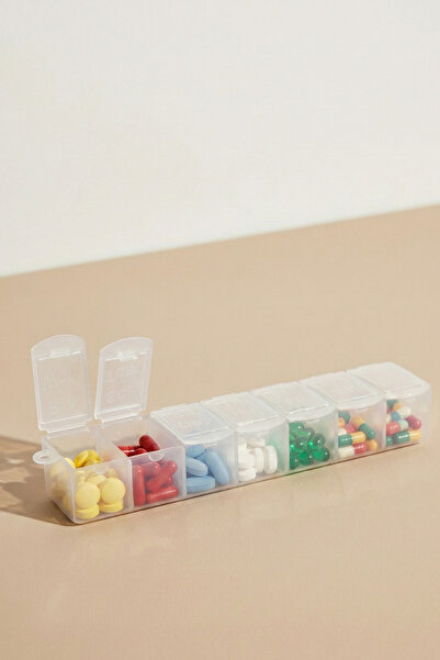 Poomy Haftalık İlaç Kutusu - 7 Günlük 7 Bölmeli Kapaklı Şeffaf Hap Saklama Or...