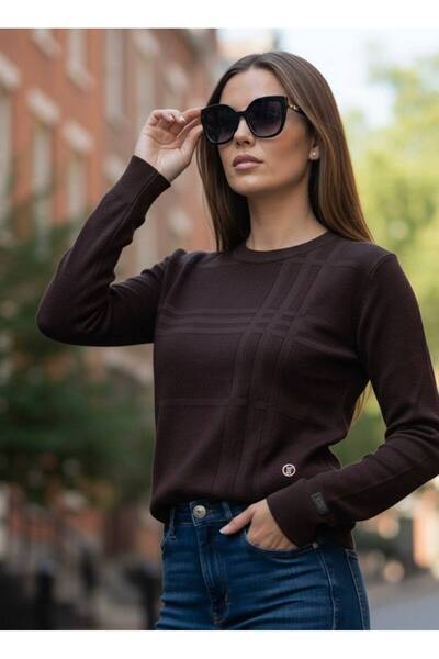 YusGos Women's Crew Neck Steel Knit Plaid Pattern High Quality Knitwear Sweater