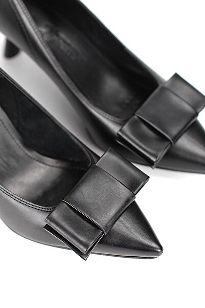 Gökhan Talay Vellon Flexible Soft Non-Slip Sole (4 cm) Black Leather Corner Bow Women's Heeled Shoes