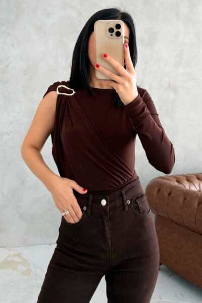 LUV STUDİOS CO Kahverengi Tek Omuz Halkalı Drapeli Uzun Kollu Body Bluz