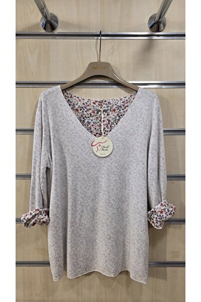 Park Moda Soft Textured Thin Sweater with Floral Pattern Inside