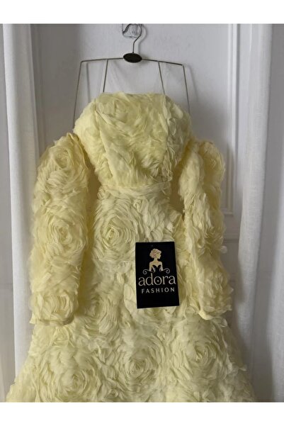 ADORA Lemon-colored evening dress with sleeves