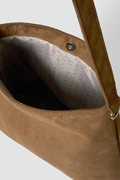Shule Bags Vague Suede Shoulder Bag Camel