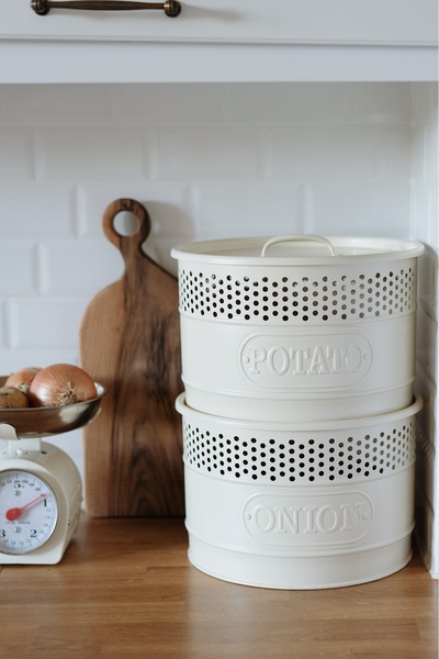 Dekorzdükkan Galvaniz Soft Krem İki Katlı Patates & Soğan Saklama Kovası