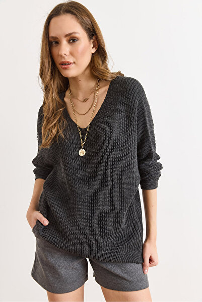 Olalook Γυναικείο πλεκτό τούνικ ανθρακί με λαιμόκοψη σε σχήμα V oversized TNK-19000081