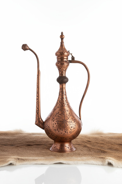 Taşhan Çarşı Büyük Boy El İşçiliği Bakır İbrik Güğüm - Tamamen El Yapımı Otantik Osmanlı Dekorasyon Objeleri