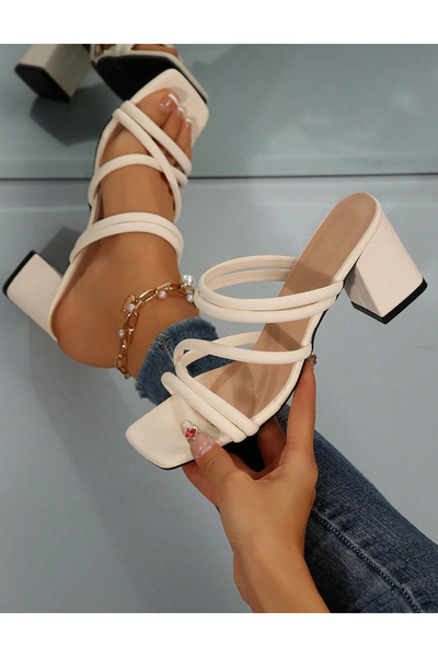 Sheya Shein heeled clogs, cream