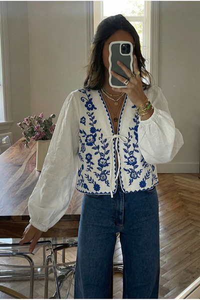 FEMELLE Women's White Drawstring Cuffs Front Tie Embroidered Jacket