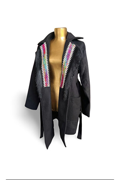 MDY-marketplace Medium coat with colorful design and fringes