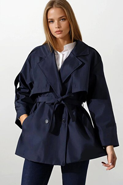 VAGGON Καμπαρντίνα με λεπτομέρεια ζώνης και δέσιμο με κορδόνια στον γιακά διπλό πέτο