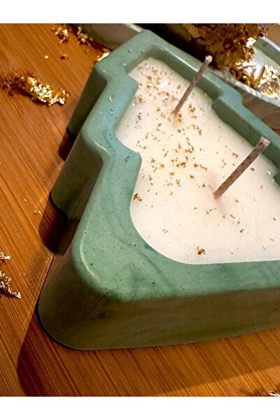 Claren Candles Handmade candle in a ceramic tree-shaped bowl - decoration with golden flakes, winter edition/Christmas gift