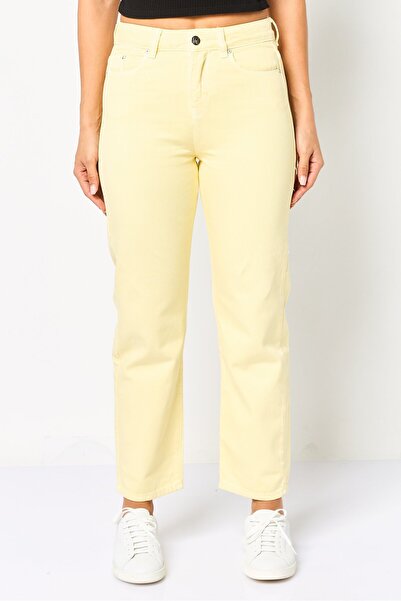 Karl Lagerfeld Women Regular Fit Plain Non-Stretch Jeans, Yellow