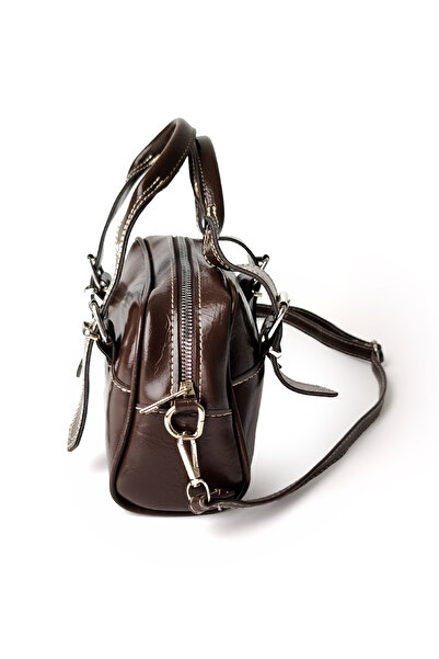 Ecrou Τσάντα ώμου με λεπτομέρεια από ζώνη Bitter Brown