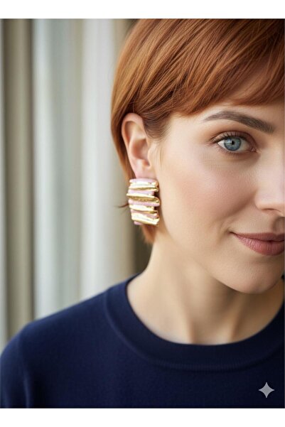 Pelin Aksesuar Pembe Gold Çizgili Dikdörtgen Küpe