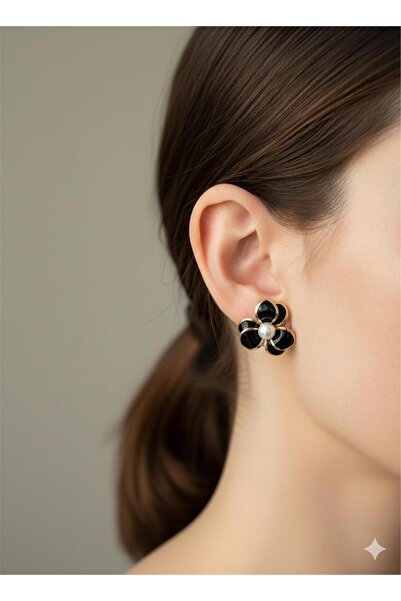 Pelin Aksesuar Siyah Mineli ve İncili Gold Detaylı Yonca Çiçek Küpe