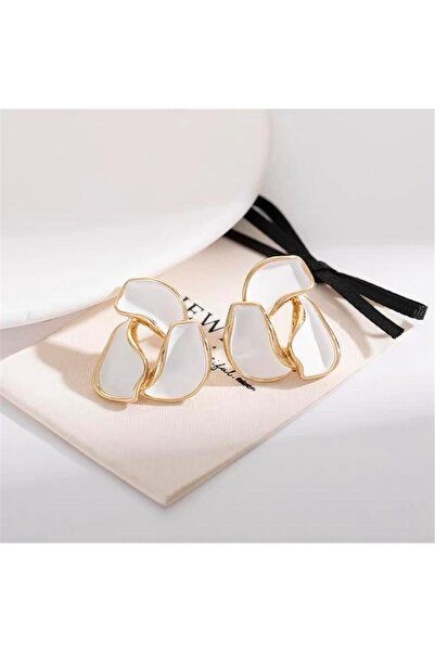 Pelin Aksesuar Krem Mineli Gold Çerçeveli Yaprak Küpe