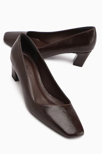 Limoya حذاء جيلينا بني بكعب سميك للنساء