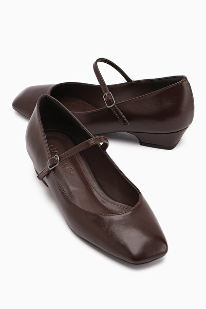 Limoya Yuphin Brown Short Heeled Belted Women's Heeled Shoes